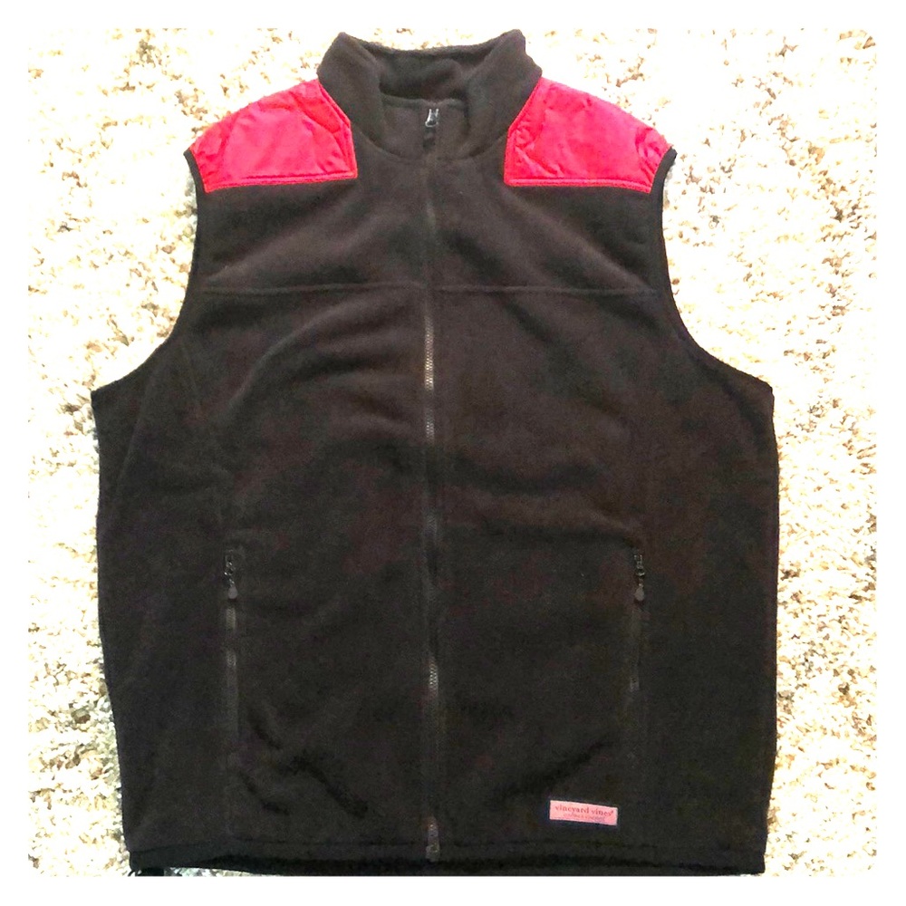 NWT Vineyard Vines Men’s color block vest